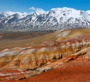Martian (Mars) - mehrfarbige Berg im Kyzyl-Chin;